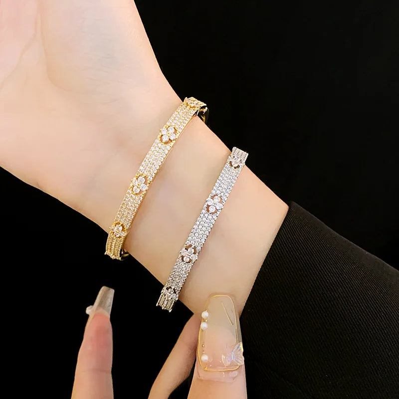 Bracelete Dourado Clássico