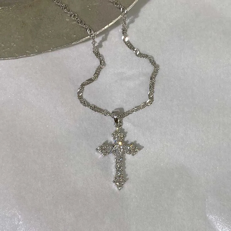Colar Cruz Cristal – Fé com Estilo