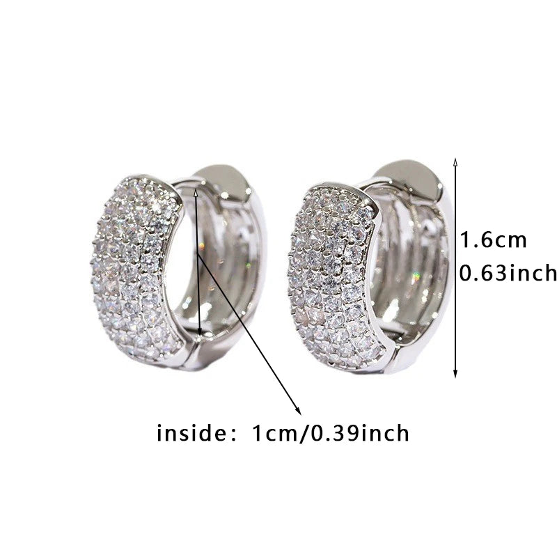 Argola Shine Huggie – Brilho Versátil