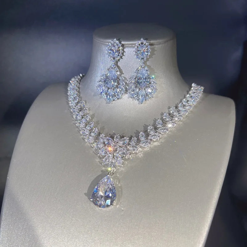Colar Queen Moissanite